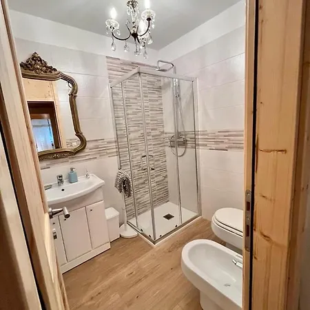 Bucaneve Apartment *